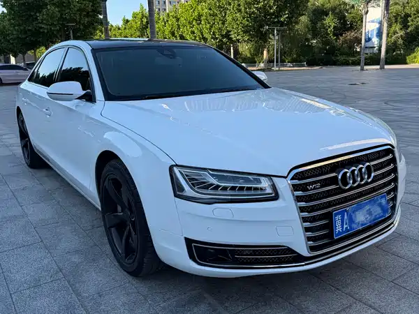 Audi A8 2013