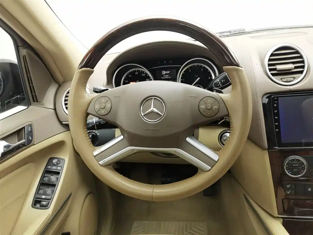 Mercedes-Benz GL-Class 2013 — фото 11