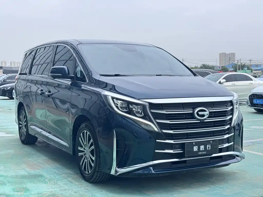 GAC Motor Trumpchi M8 2022 — фото 3