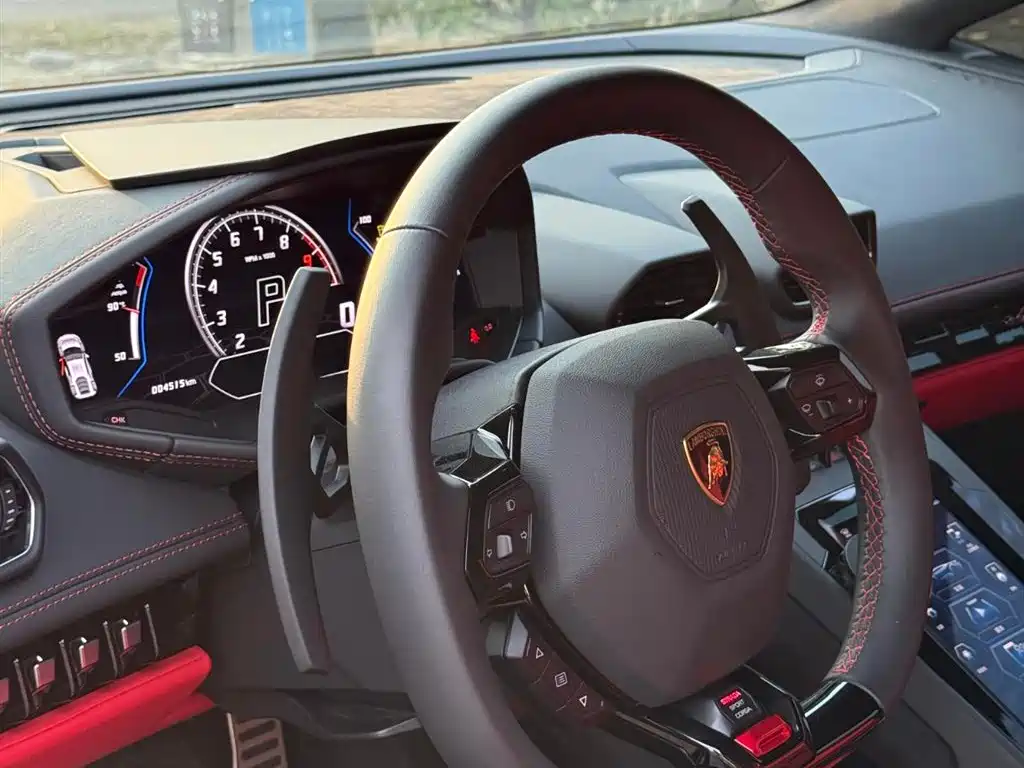 Lamborghini Huracán 2023