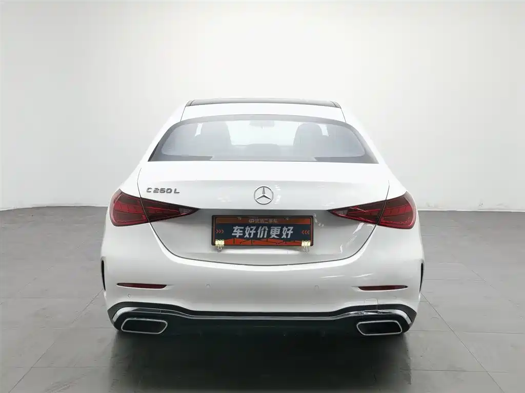 Mercedes-Benz C-Class 2023 — фото 4