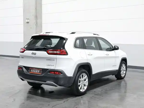 Jeep Cherokee 2018