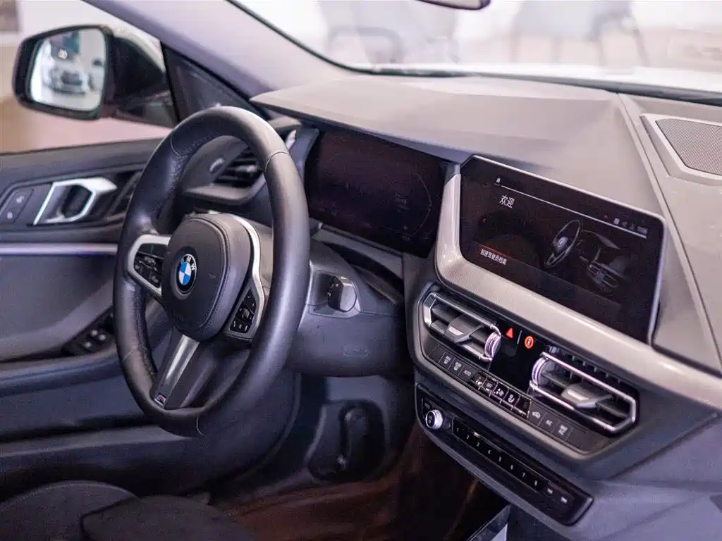 BMW 2 Series 2023 — фото 22
