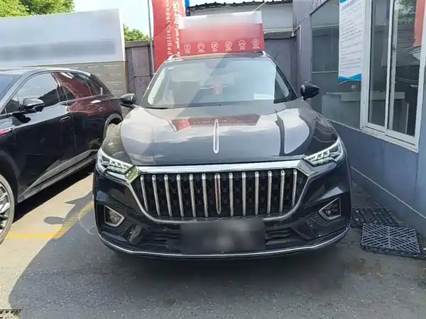 Hongqi HS5 2022