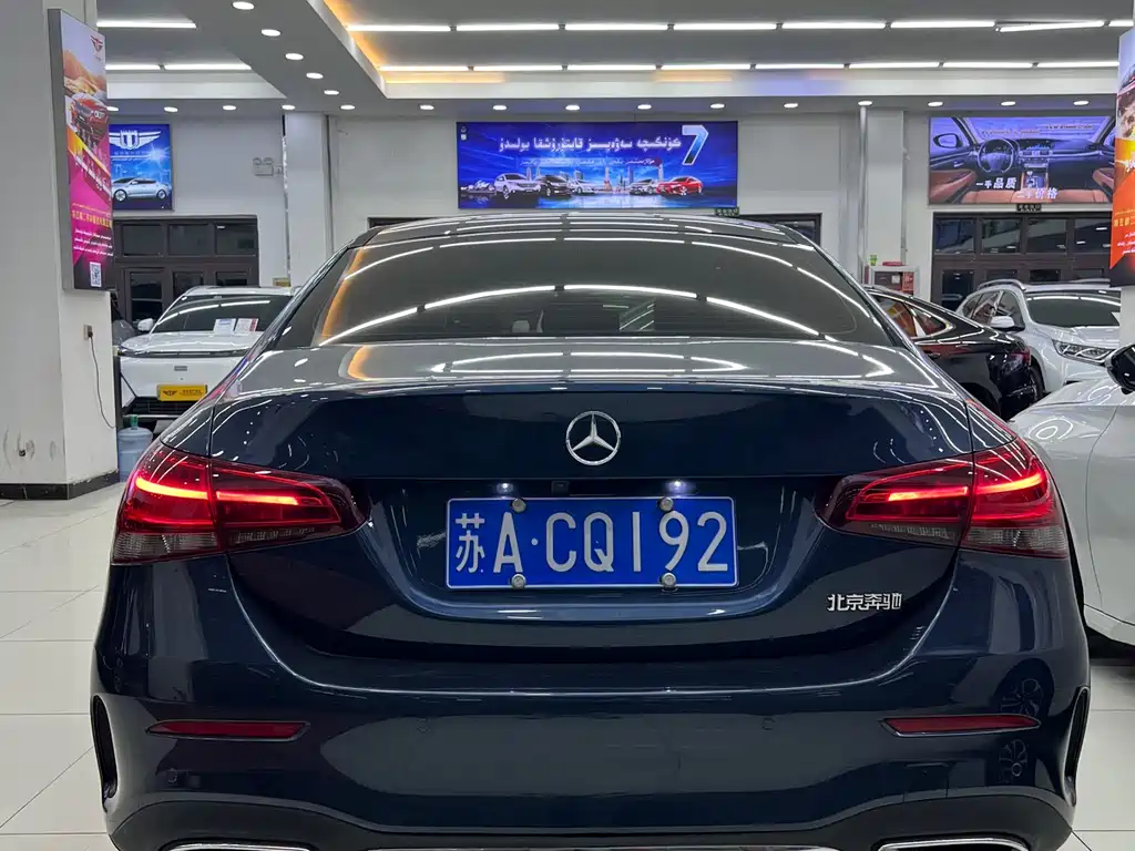 Mercedes-Benz A-Class 2019 — фото 8