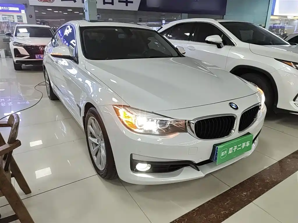 BMW 3 Series GT 2018 — фото 4