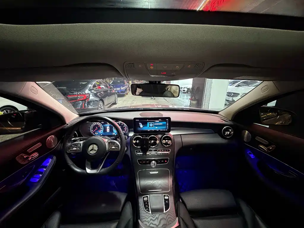 Mercedes-Benz C-Class 2021