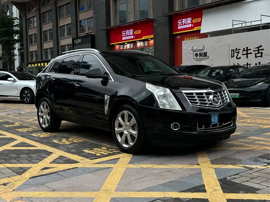 Cadillac SRX 2014 — фото 3