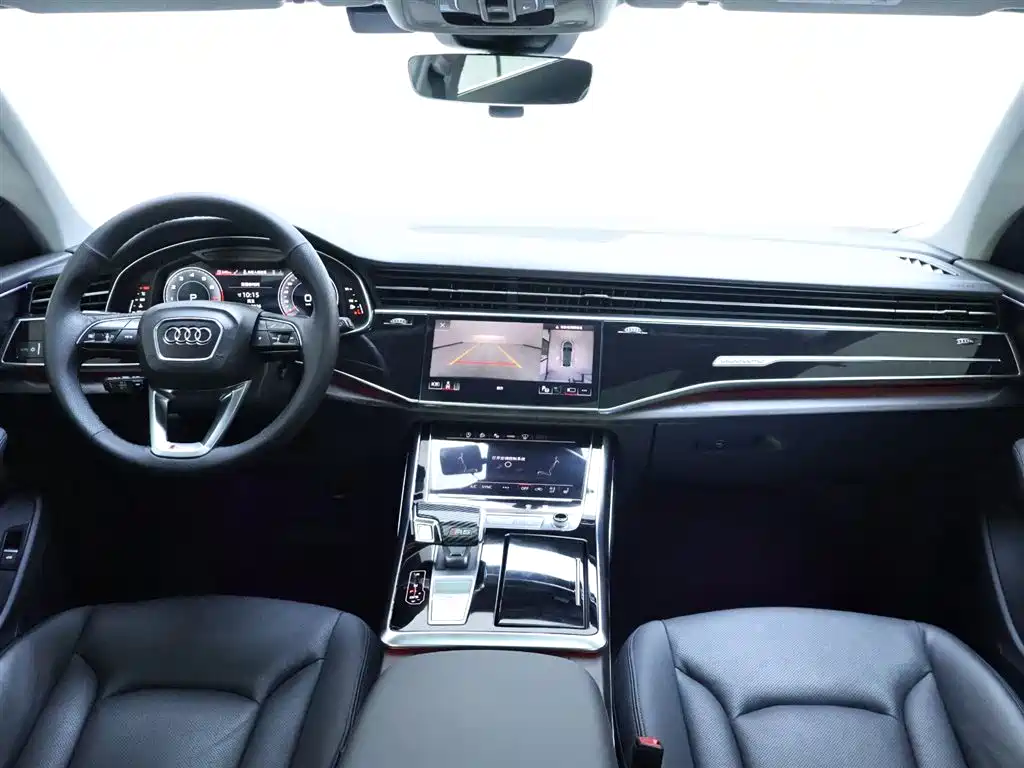 Audi Q8 2023 — фото 13