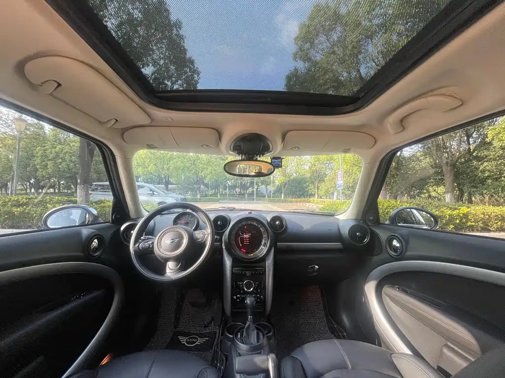 MINI Countryman 2017 — фото 10