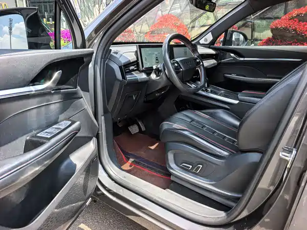 Roewe RX5 MAX 2022