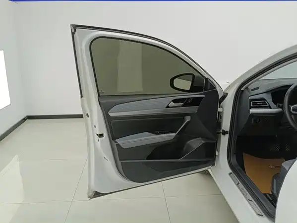 Volkswagen Lavida 2024