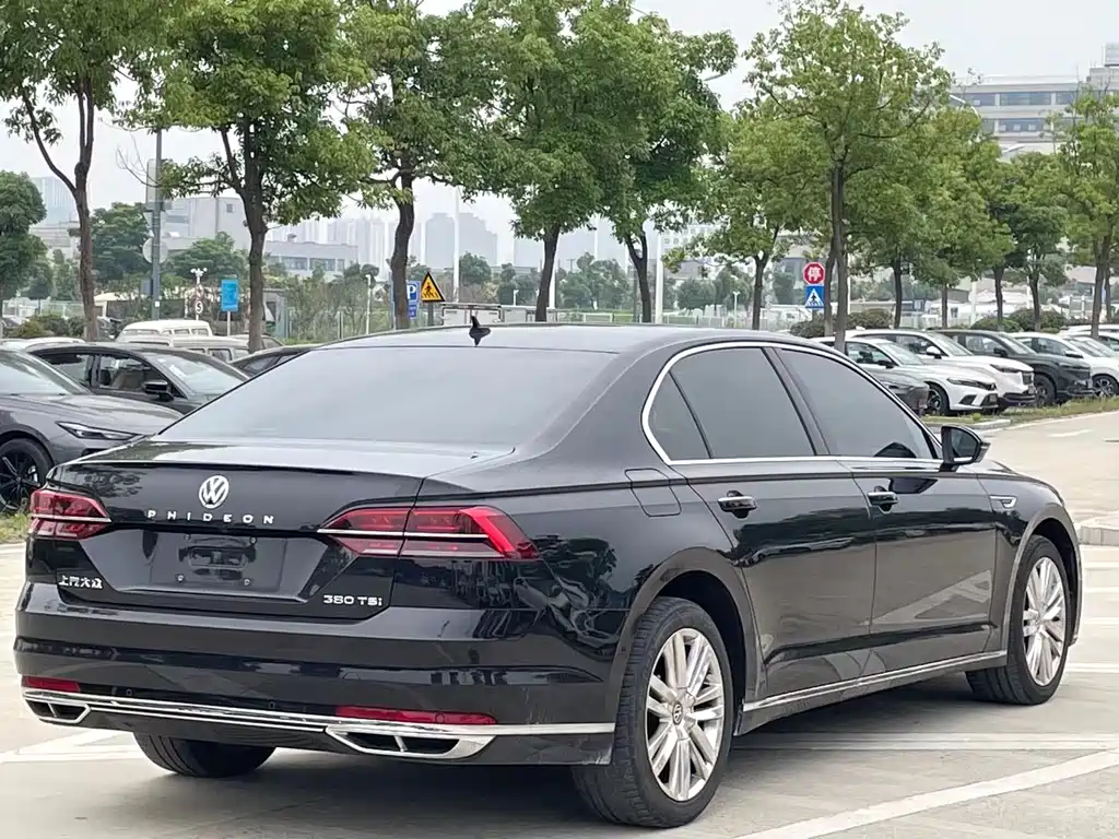 Volkswagen Phideon 2017 — фото 9