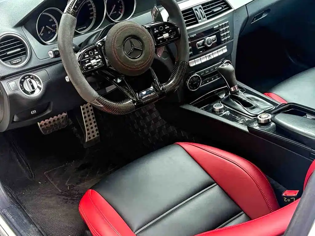 Mercedes-Benz C-Class AMG 2013 — фото 3