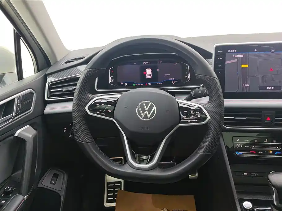 Volkswagen Tiguan L 2021 — фото 15
