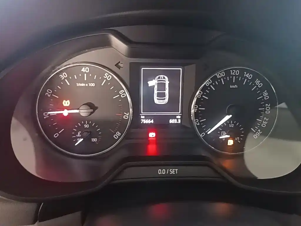 Skoda Octavia 2015 — фото 12