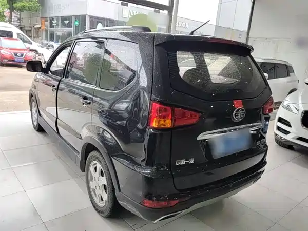 FAW Senya S80 2015