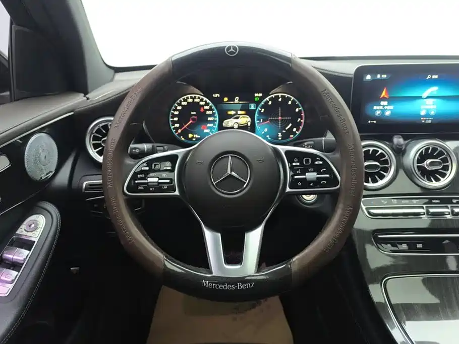 Mercedes-Benz GLC 2022 — фото 15