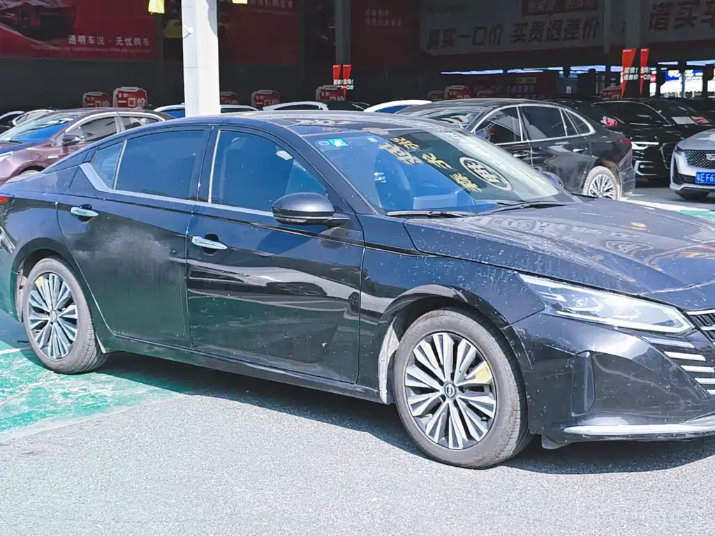 Nissan Teana 2023 — фото 3