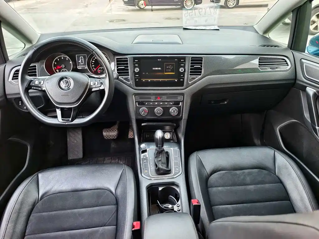 Volkswagen Golf Sportsvan 2019 — фото 12