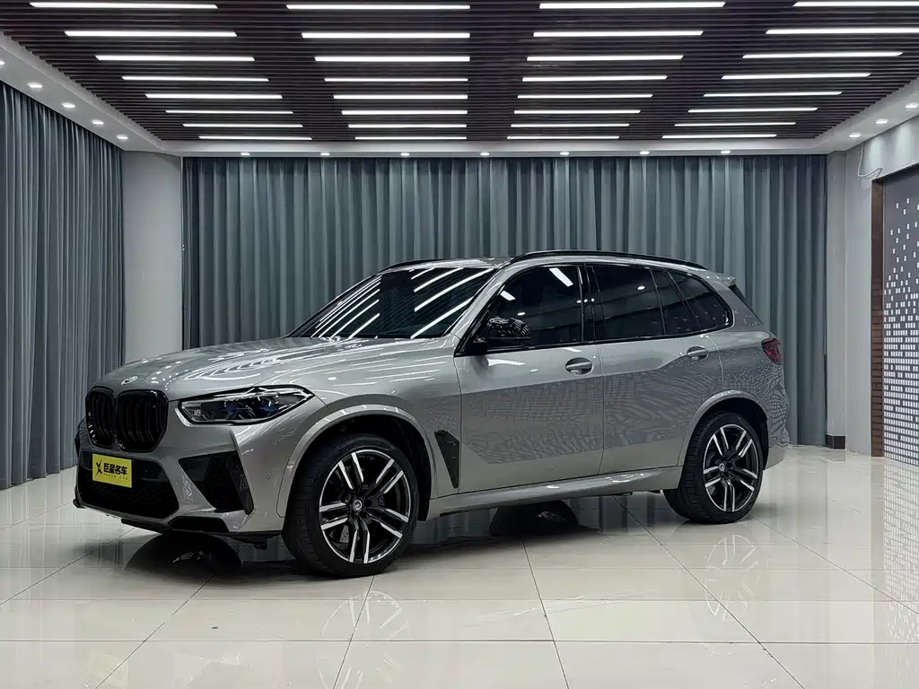 BMW X5 M 2023 — фото 1