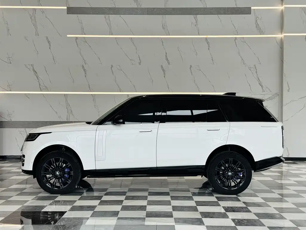 Land Rover Range Rover 2023 — фото 3