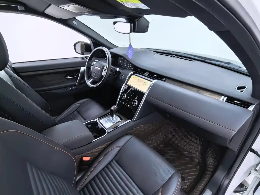 Land Rover Discovery Sport 2021 — фото 9