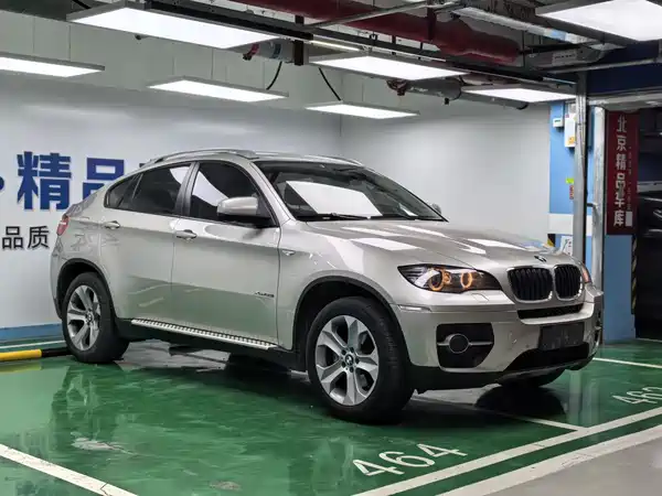 BMW X6 2011