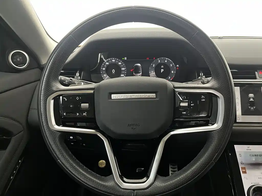 Land Rover Evoque 2023 — фото 11