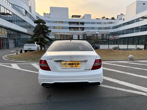 Mercedes-Benz C-Class 2013