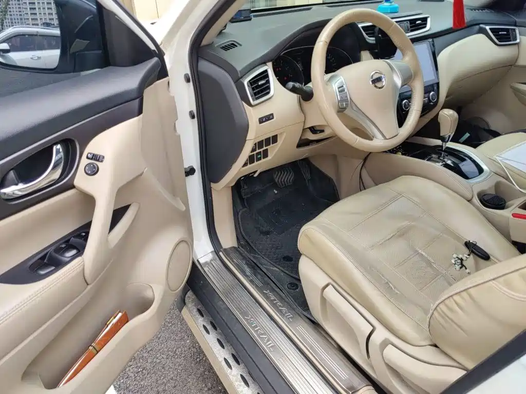 Nissan X-Trail 2015 — фото 17