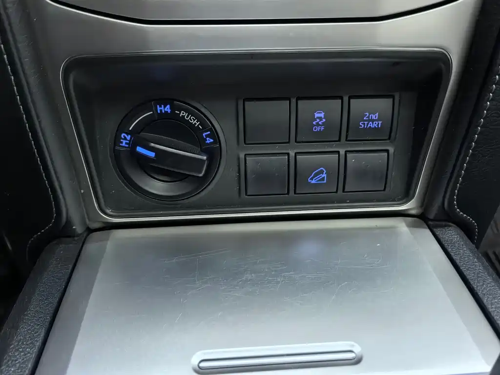 Toyota Prado 2018 — фото 12
