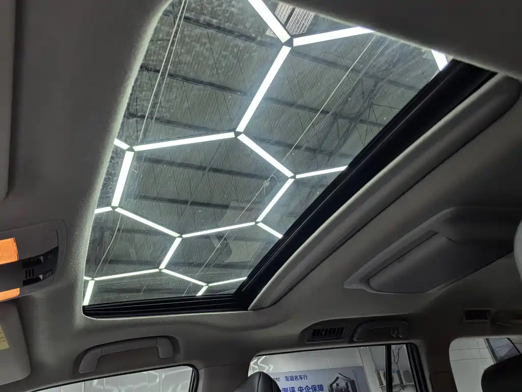 Toyota Prado 2018 — фото 15