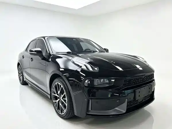 Lynk & Co 03 2021
