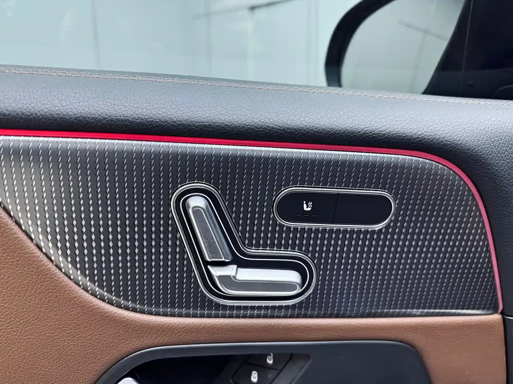 Mercedes-Benz GLB 2020 — фото 12