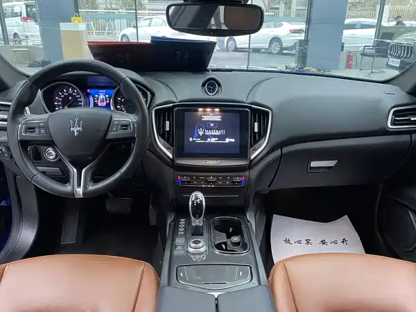 Maserati Ghibli 2017