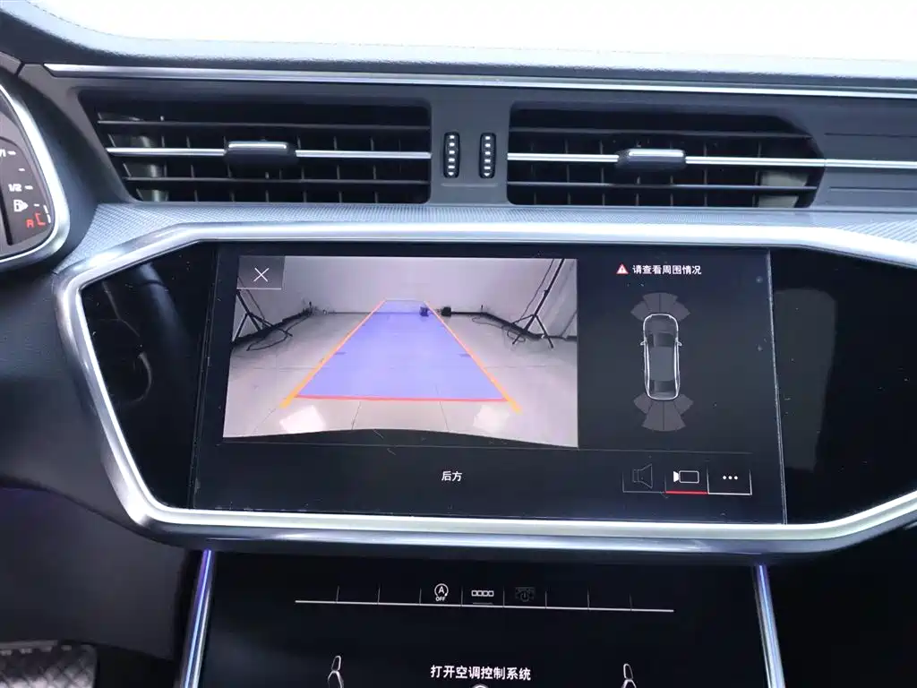 Audi A6L 2021 — фото 10