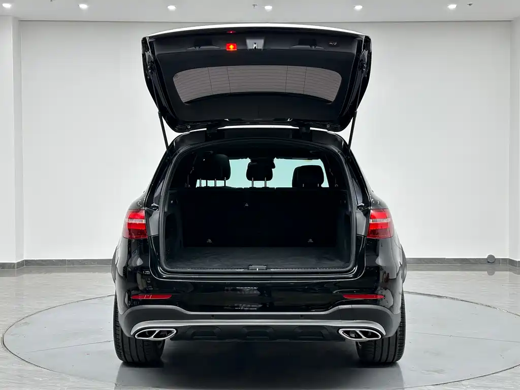 Mercedes-Benz GLC AMG 2019 — фото 37
