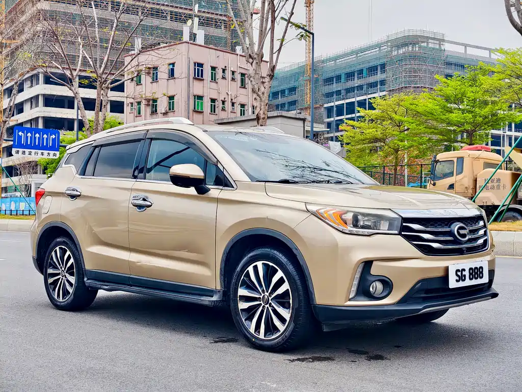 GAC Motor Trumpchi GS4 2017 — фото 3
