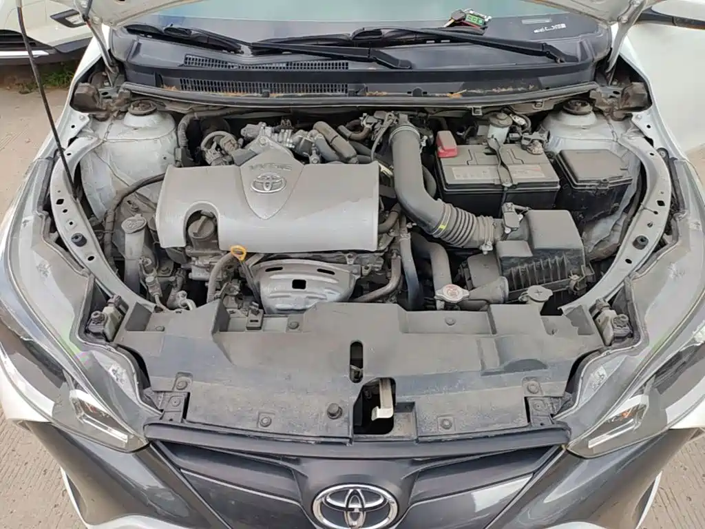 Toyota Yaris L 2021 — фото 20