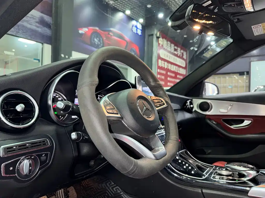 Mercedes-Benz C-Class 2018 — фото 17