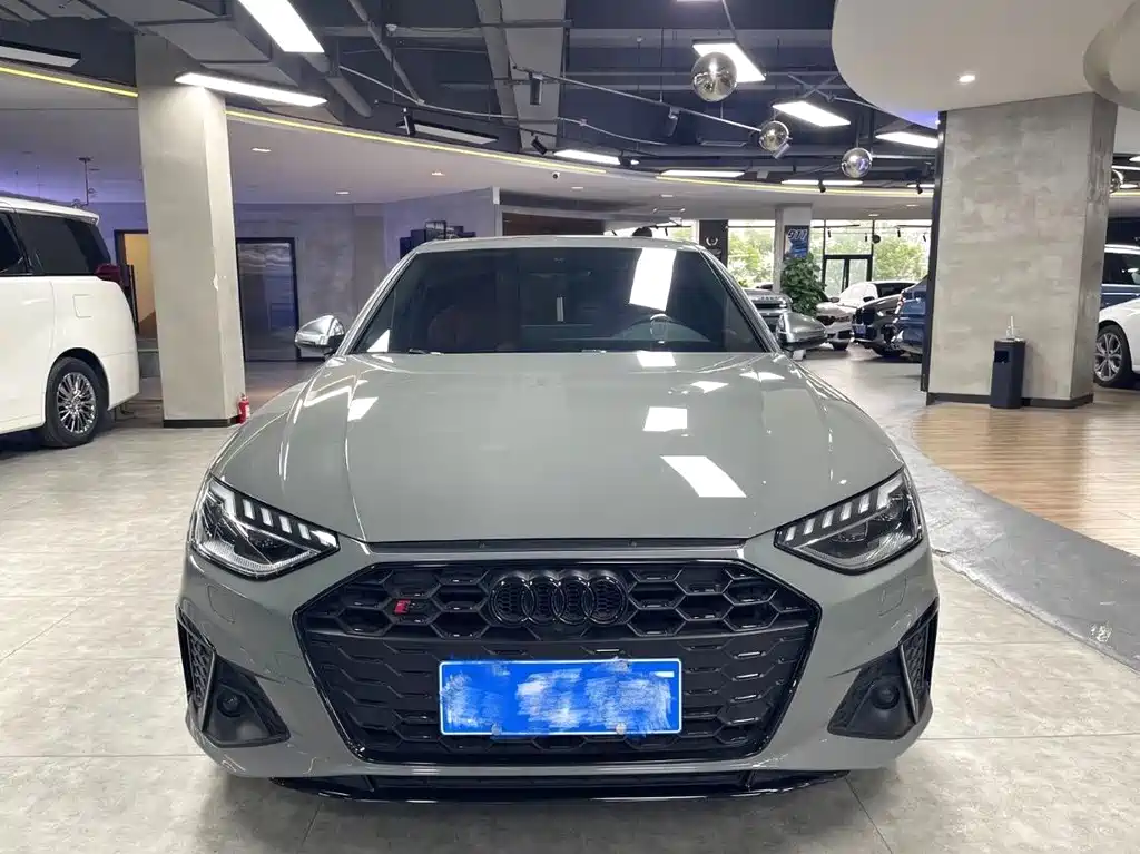 Audi S4 2023