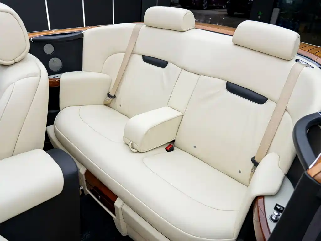 Rolls-Royce Phantom 2009 — фото 10