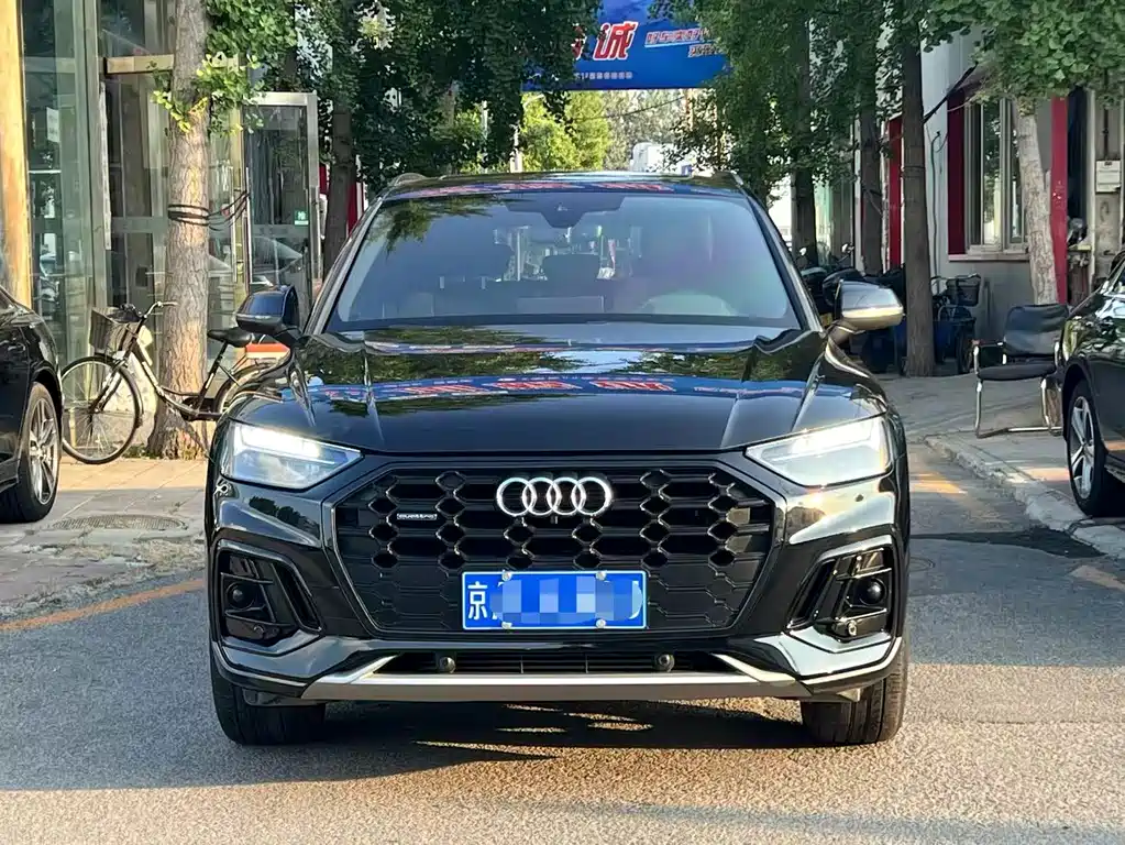 Audi Q5L 2023 — фото 2