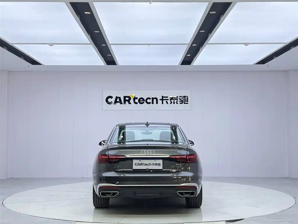 Audi A4L 2023 — фото 4