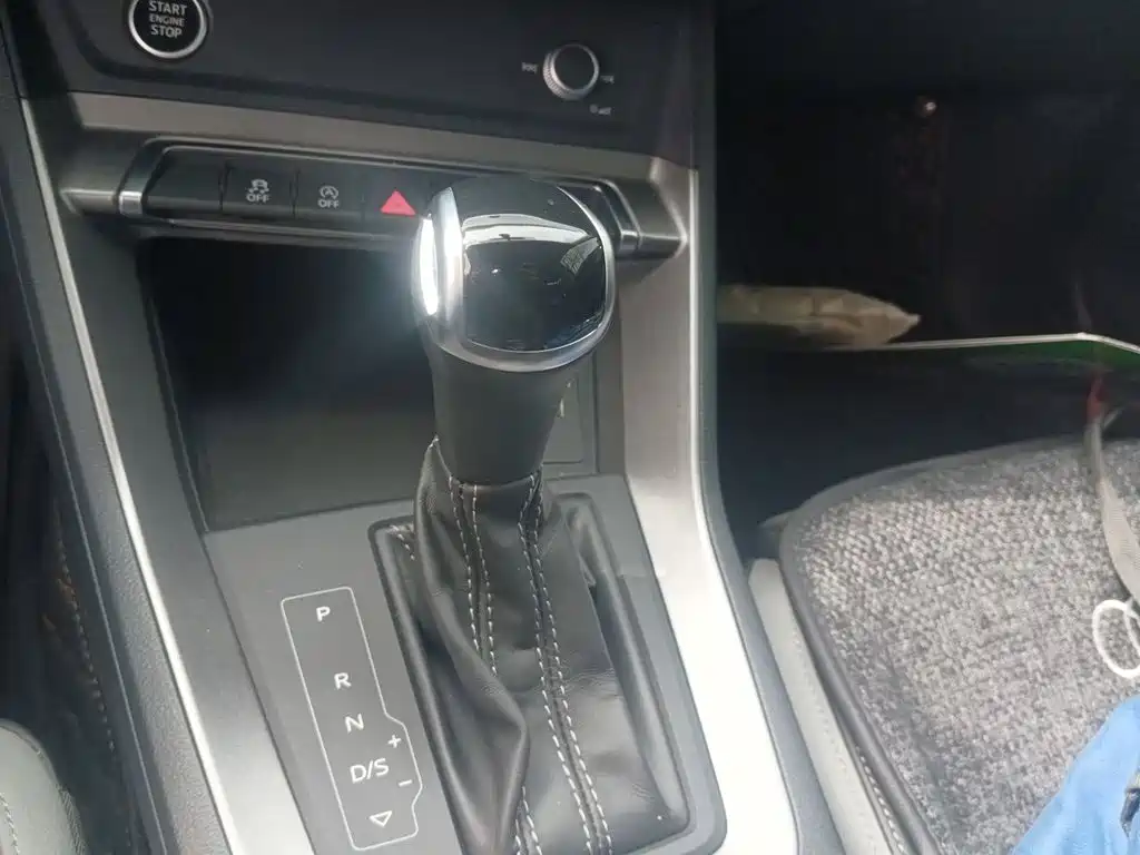 Audi Q3 2021