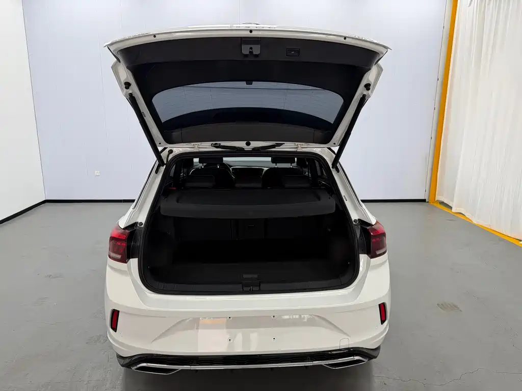 Volkswagen T-Roc 2022 — фото 14