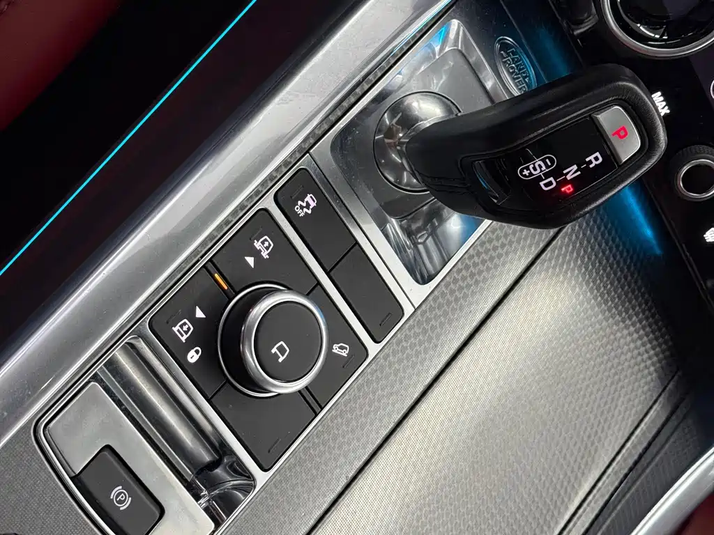 Land Rover Sport 2018 — фото 8