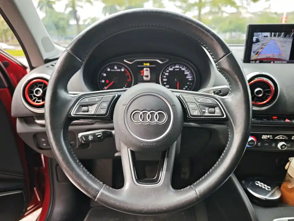 Audi A3 2018 — фото 8