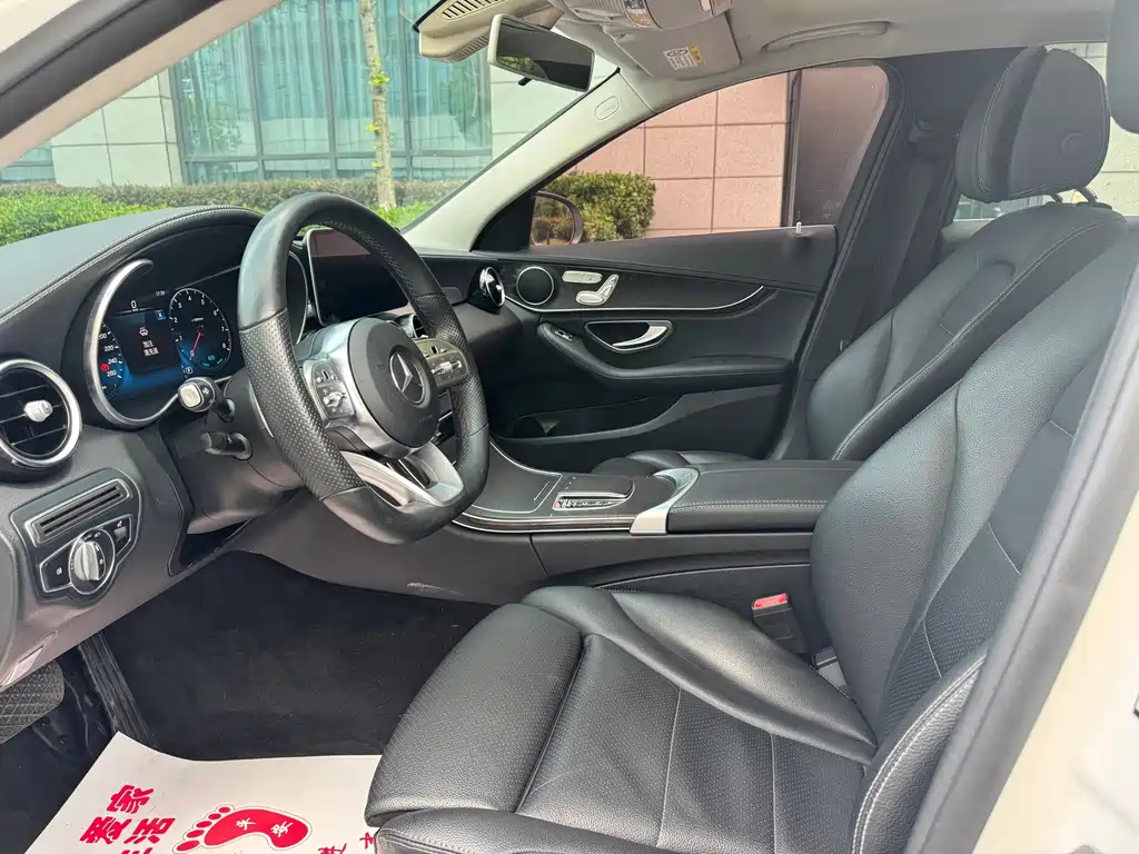 Mercedes-Benz C-Class 2019 — фото 8